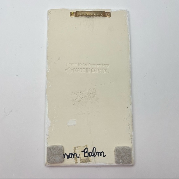 SUSAN Robertson Pottery Plaque Wall Hanging - Picture 2 of 5